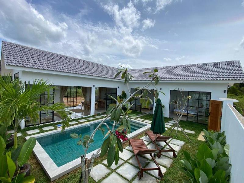 Allure Villa Cempaka Private Pool Kuantan Exterior foto